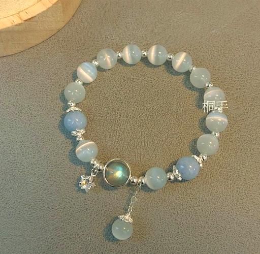 双鱼诞生石是什么_如何挑选海蓝宝