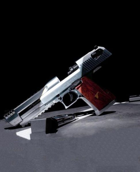 沙鹰双鱼怎么选_沙鹰双鱼性能对比