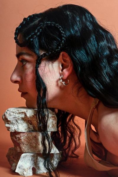 魔羯座耳环适合什么场合_魔羯座耳环怎么搭配衣服