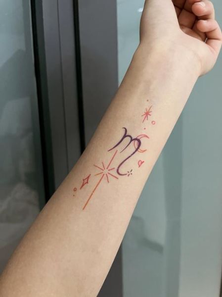 天蝎座纹身图案_适合女生吗
