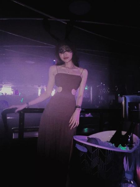 天蝎座蹦迪_夜店穿搭与心理攻略