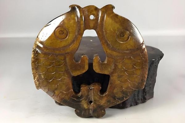 罗布泊双鱼事件真相_双鱼玉佩传说解密