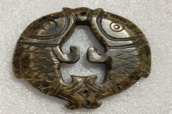 双鱼玉佩事件真相_老兵回忆细节