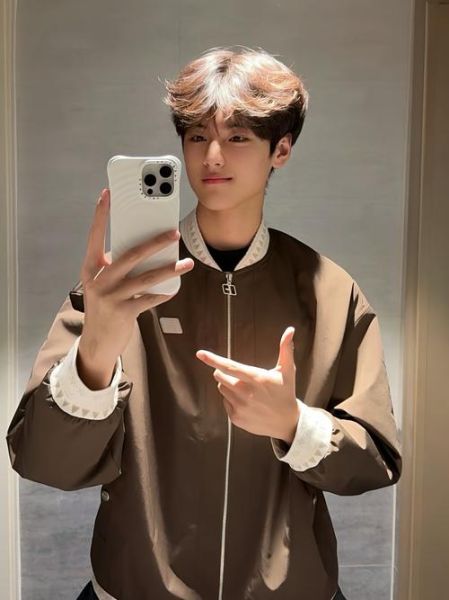 制服魔羯男怎么追_制服魔羯男喜欢什么类型