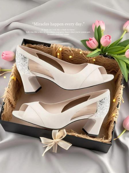 双鱼座的高跟鞋怎么选_双鱼座适合穿什么高跟鞋